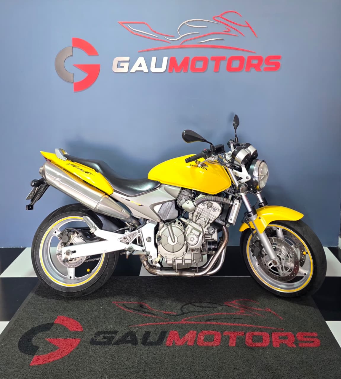 Honda CB 600F Hornet 2006 seminova na GauMotors