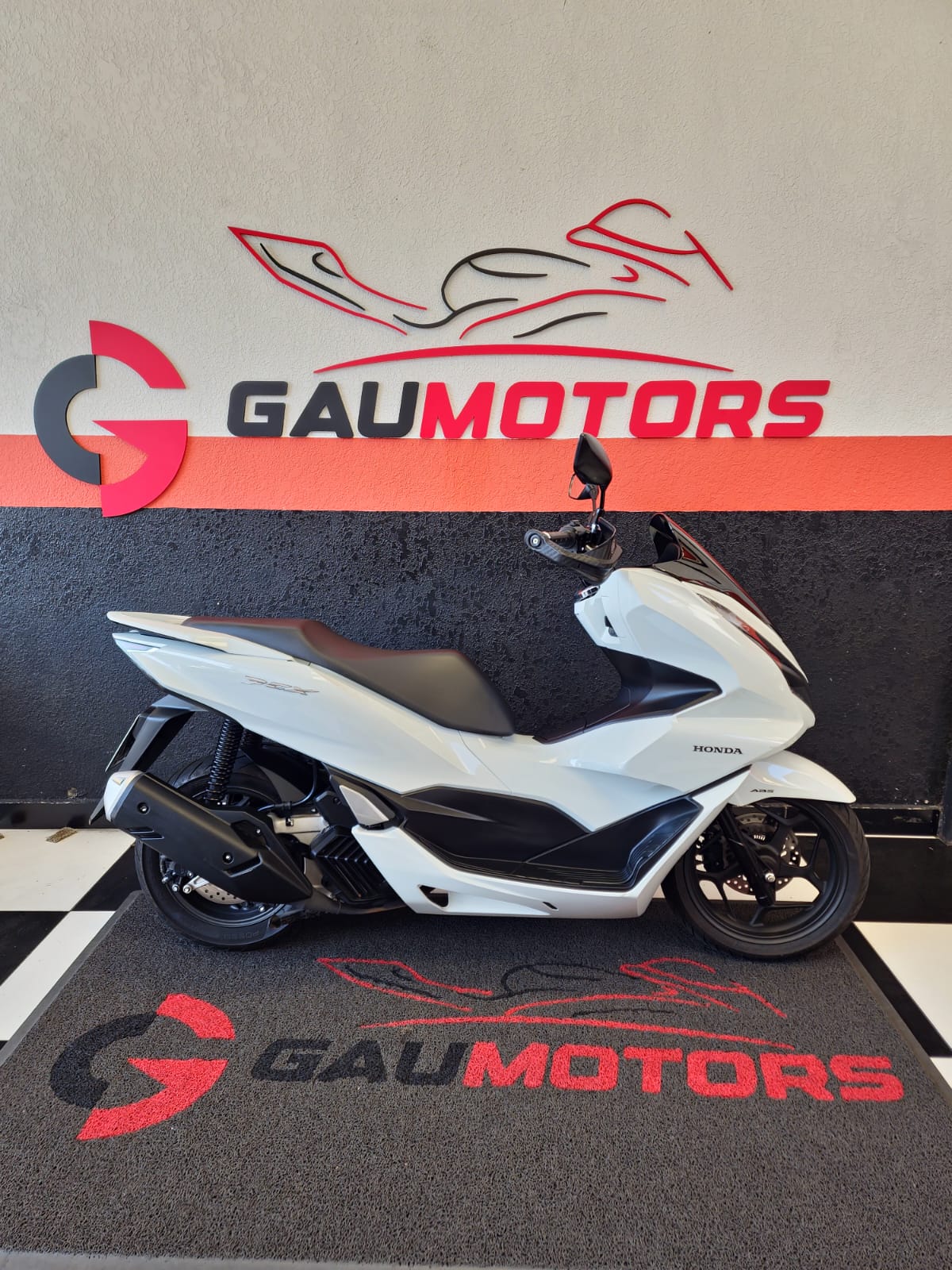 Honda PCX 160 2025 seminova na GauMotors